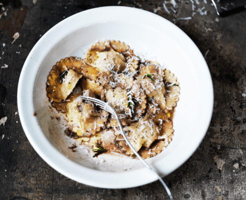 Vildtopskrift på fasanravioli med chiantisauce