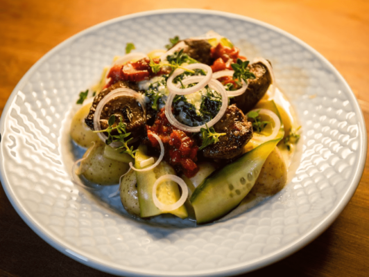 Opskrift Rågebryst med nye kartofler